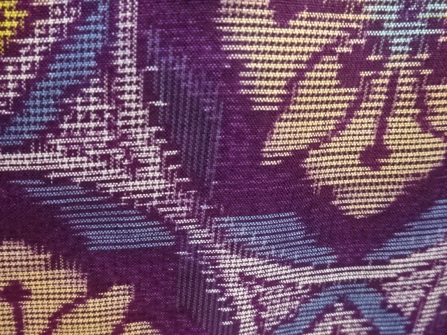 JAPANESE KIMONO / ANTIQUE KIMONO / SILK / DORO OSHIMA TSUMUGI / WOVEN FLORAL CREST